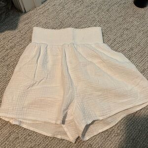 Z supply linen shorts
